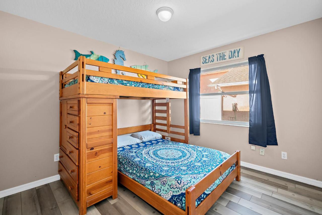 Sunset Serenity - 3Br Beach Townhome With Outdoor Patio - New Hot Tub, Steps To Ocean Fun! Melbourne Kültér fotó