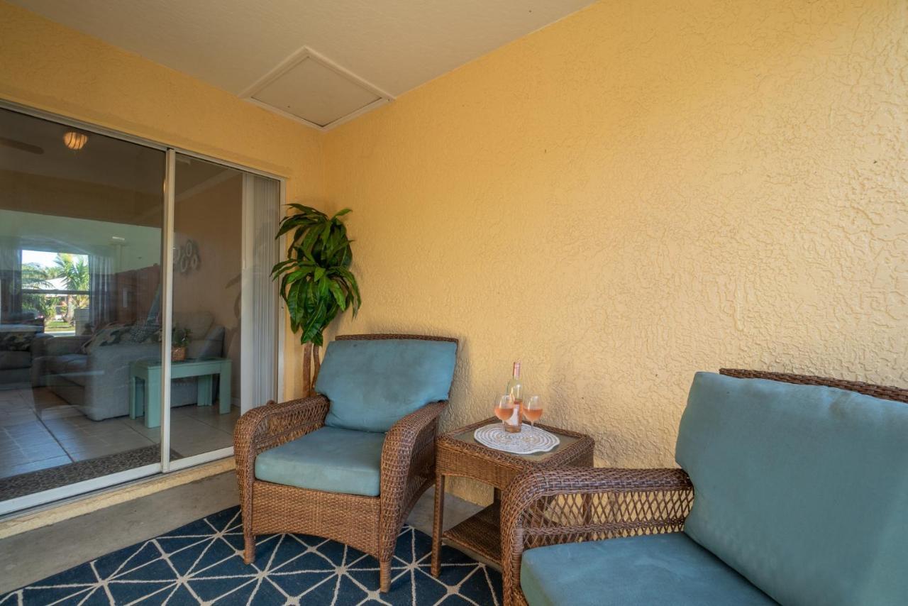 Sunset Serenity - 3Br Beach Townhome With Outdoor Patio - New Hot Tub, Steps To Ocean Fun! Melbourne Kültér fotó