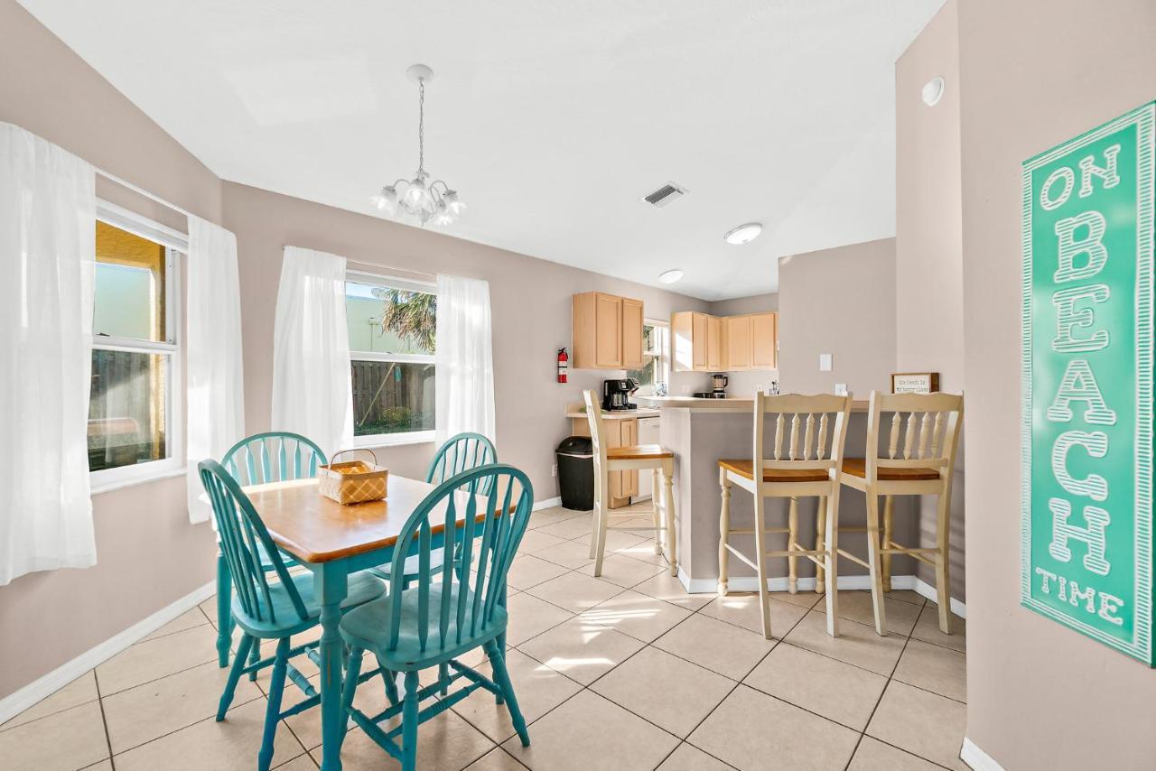 Sunset Serenity - 3Br Beach Townhome With Outdoor Patio - New Hot Tub, Steps To Ocean Fun! Melbourne Kültér fotó