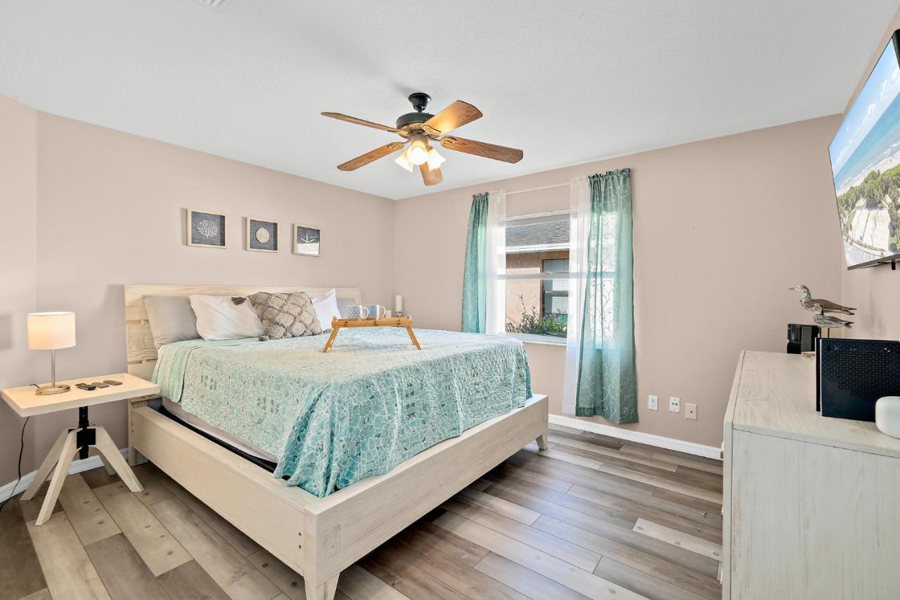 Sunset Serenity - 3Br Beach Townhome With Outdoor Patio - New Hot Tub, Steps To Ocean Fun! Melbourne Kültér fotó